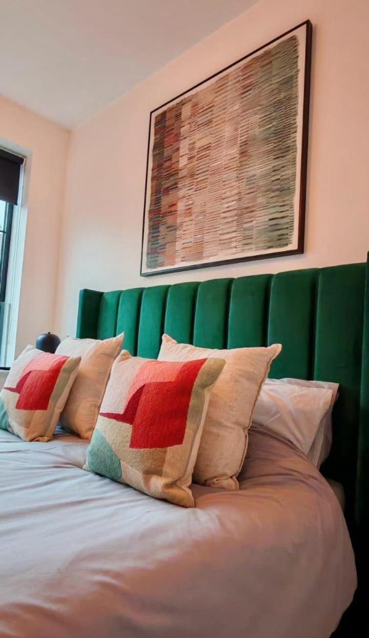Luxury Apartment: City Centre, Stylish, Modern チェスター エクステリア 写真